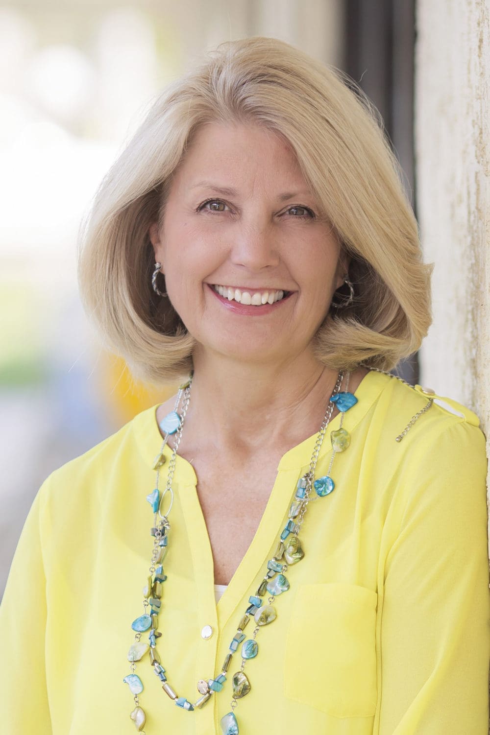 Dr Leesa Haire