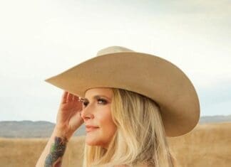 Music Fans Swarm to Northwest Florida for Country on the Coast Miranda Lambert Gulf Coast Jam