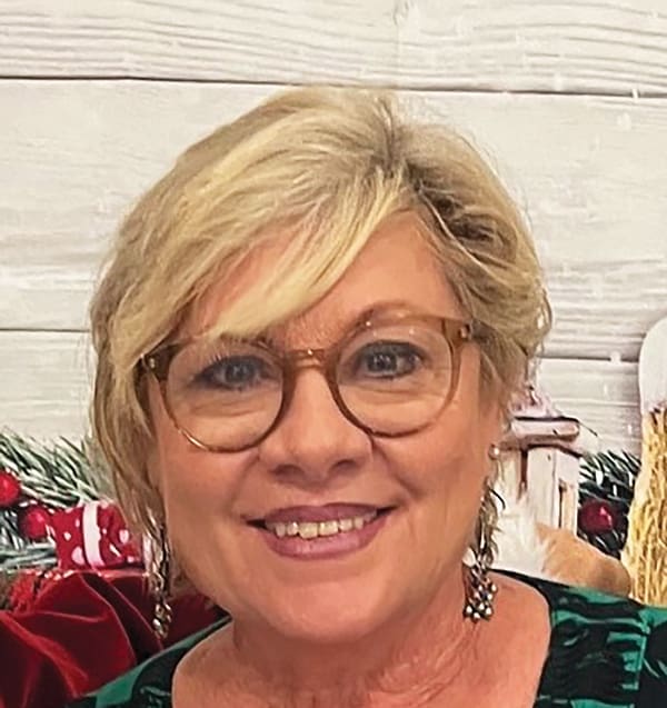 Denise Photo 1