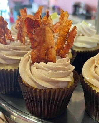 smallcakes T&T
