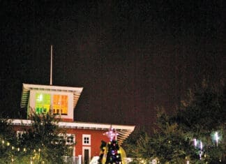 An Event-Filled November Ushers in the Holiday Season at Baytowne Wharf!