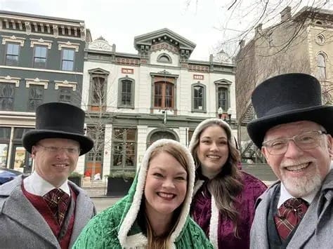 Holiday Cincinnati Carolers Holiday Cincinnati Carolers