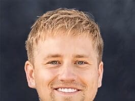 Christopher Howse Headshot (1)